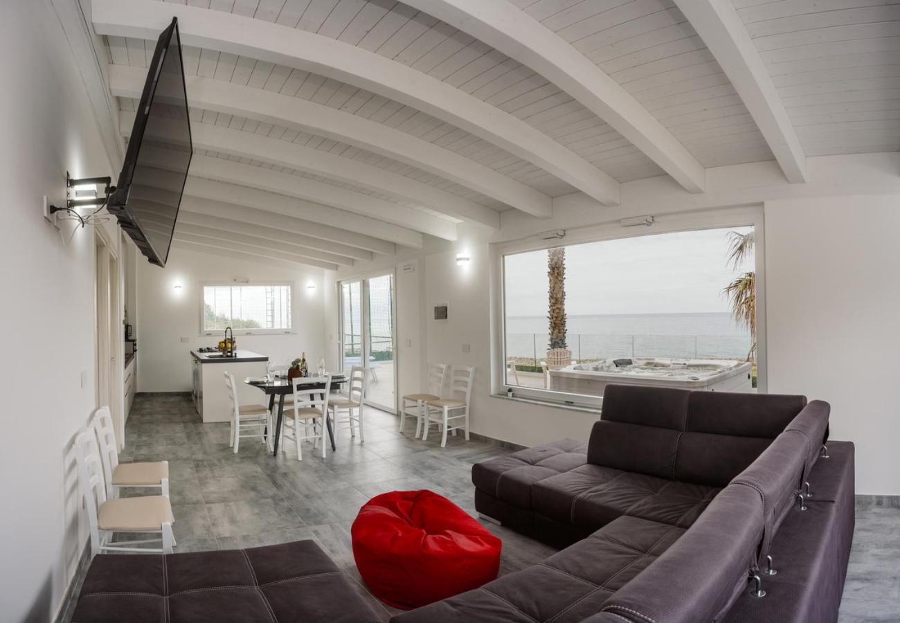 Il Geranio - Resort & Suites Acquedolci Exteriör bild
